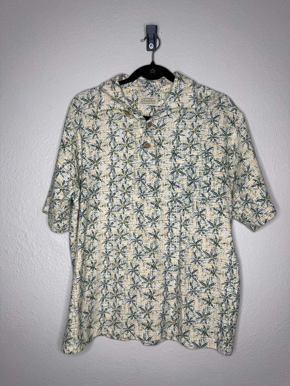 St. John's Bay Men's Medium Green and Yellow Floral Print Short Sleeve Polo Shir